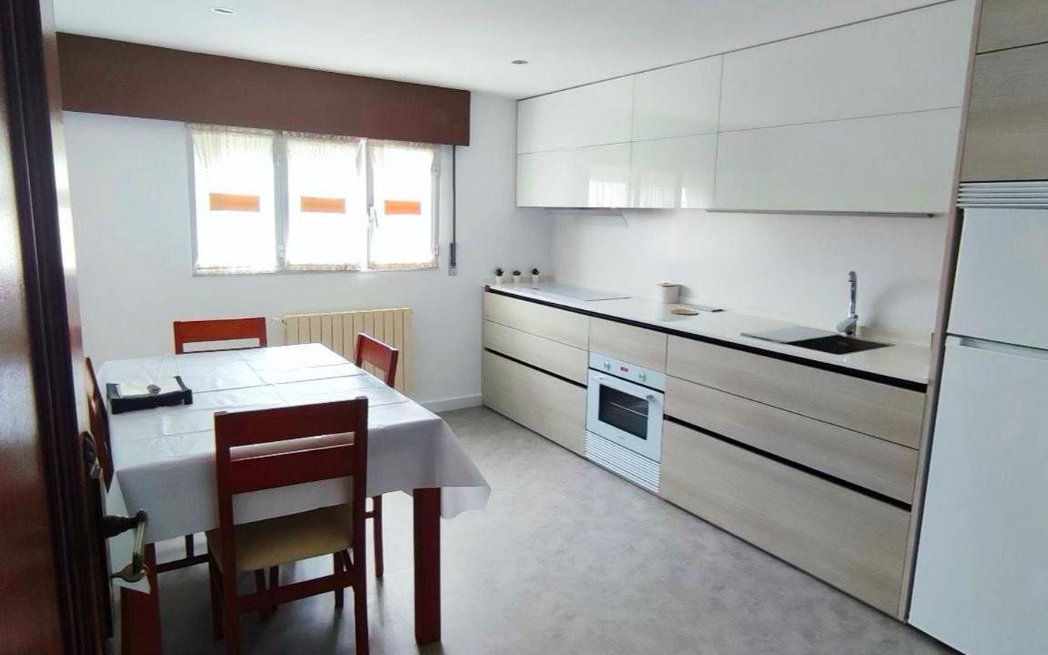 Acogedor Atico Cerca Del Mar By Bebalmy Apartment O Grove Ngoại thất bức ảnh